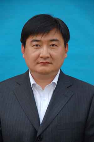 王鑫1.jpg