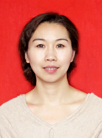 姜英证件照).jpg