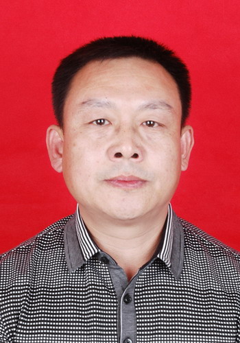 李新民证件照.JPG