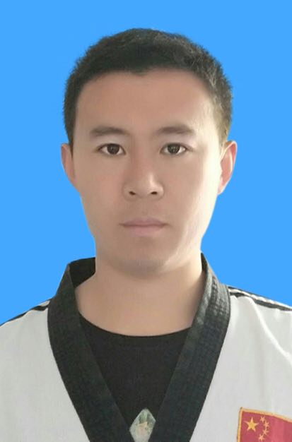 吕良证件照.jpg