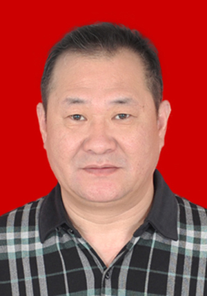 张辉证件照.jpg