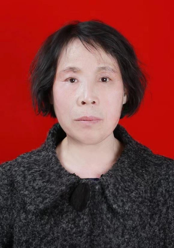 陈丙兰工作照(1).jpg