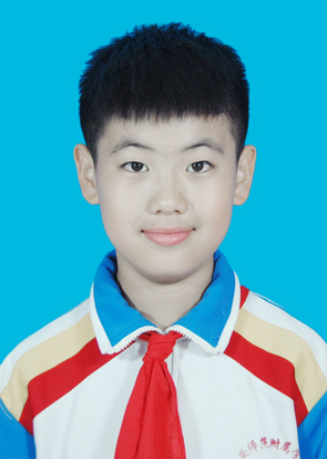 战佑宁.JPG