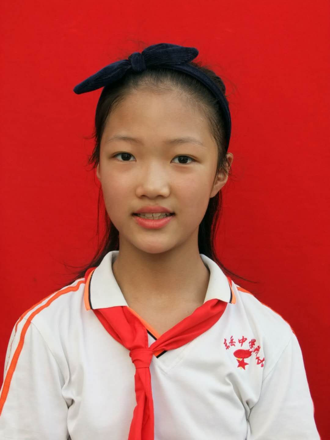 泰山区泰安东岳中学小学部五年级二班刘佳泽（照片）.jpg