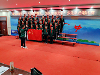 高新区一中向国旗敬礼主题活动.jpg