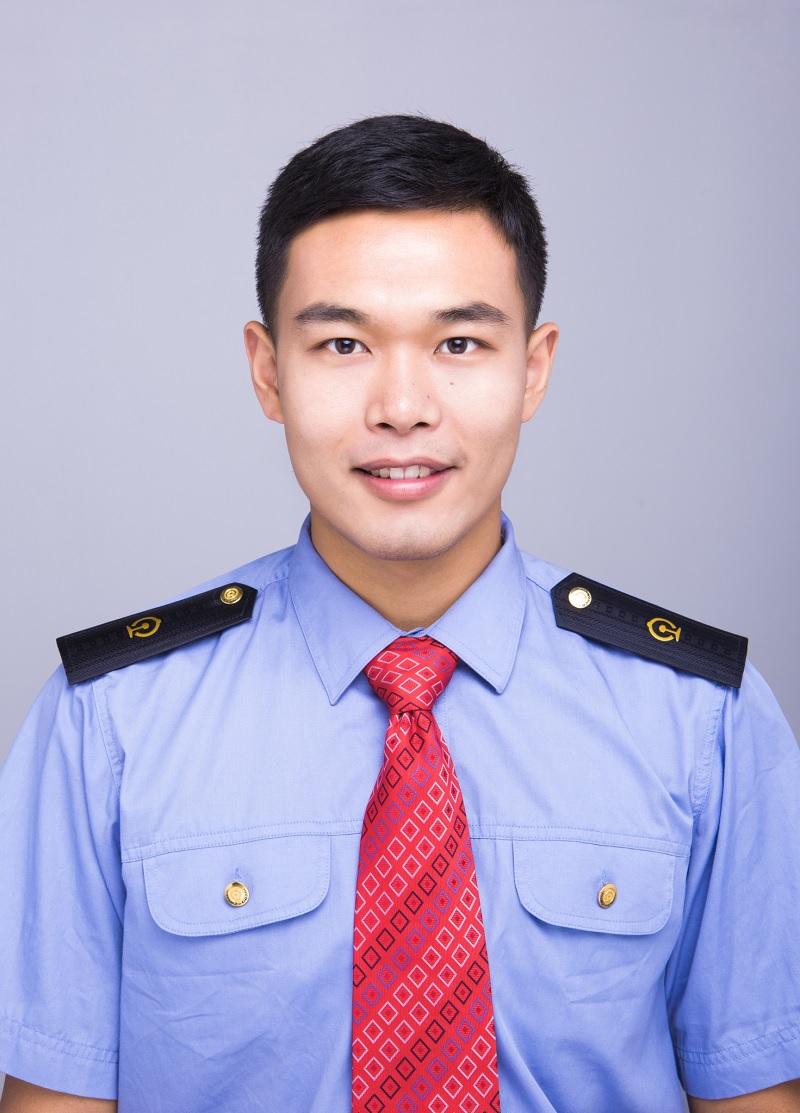 陈续荣.jpg