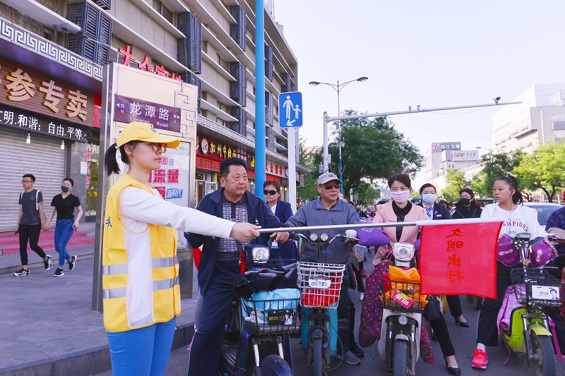 卢霄雯1.jpg