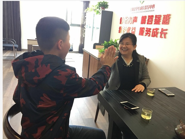 宁阳教育“家庭教育公益沙龙”1.jpg