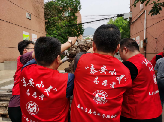 泰山索道运营中心“最佳志愿服务项目”推荐表(1)1188.png